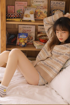 美女摸逼